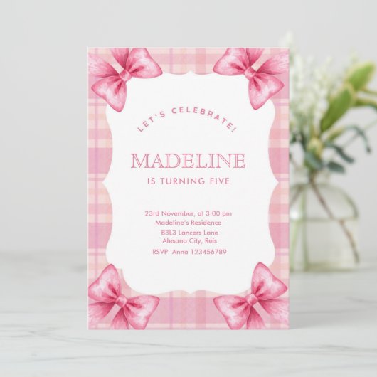 Schattigee Roze Plaid & Bow Coquette Meisje Verjaa Kaart (Staand voorkant)