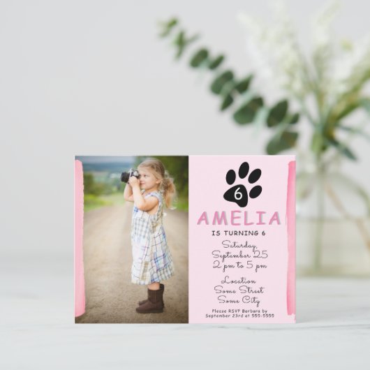 Schattigee roze poot foto verjaardagsfeestuitnodig uitnodiging briefkaart (Staand voorkant)