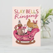 Schattigee Roze Slay Bells Ringing Dog Diva Christ Feestdagenkaart (Staand voorkant)
