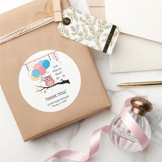 Schattigee Roze Uil met Ballonnen & Confetti Baby  Ronde Sticker (Geschenken)