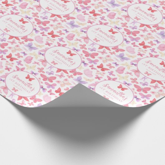 Schattigee roze vlinders Verjaardag Cadeaupapier (Hoek)
