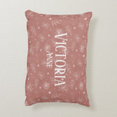 Schattigee roze & witte bloemenboerderij accent kussen (Achterkant (Verticaal))