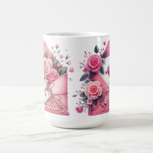 SCHATTIGEE ROZE & WITTE HAAKWERK LOOK ENVELOPPEN KOFFIEMOK (Center)