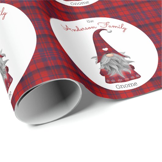 Schattigee rustieke familienaam Christmas Gnome Cadeaupapier (Rol Hoek)