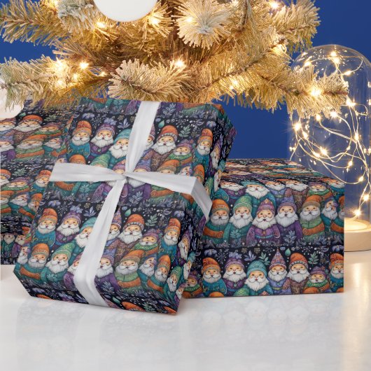 Schattigee Santa Gnomes Cadeaupapier (Feestdagen)