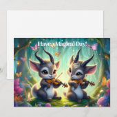 Schattigee Saolas spelen altviool in een magisch b Feestdagenkaart (Voorkant / Achterkant)