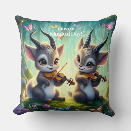 Schattigee Saolas spelen altviool in een magisch b Kussen (Voorkant)