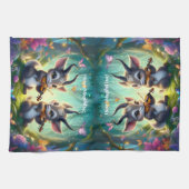 Schattigee Saolas spelen altviool in een magisch b Theedoek (Horizontaal)