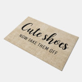 Schattigee schoenen doen ze nu uit | Grappig Deurmat (Schuin)