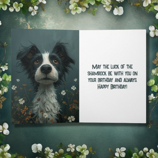 Schattigee Scruffy Dog en Shamrocks Irish Birthday Kaart