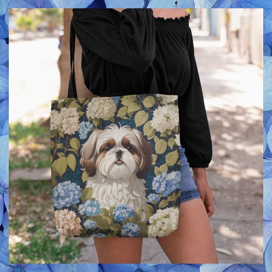 Schattigee Shih Tzu Puppy Blauwe hortensia bloemen Tote Bag