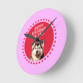 Schattigee Siberische Husky Dog Wishing Happy Birt Ronde Klok (Hoek)