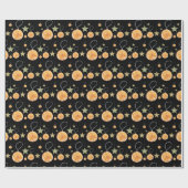 Schattigee Sinaasappels en sterren op zwarte vakan Cadeaupapier (Vlak)