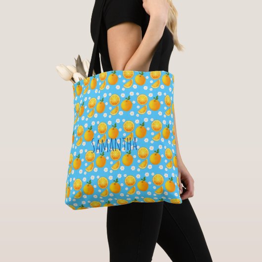 Schattigee sinaasappels en witte bloemen tote bag (Dichtbij)