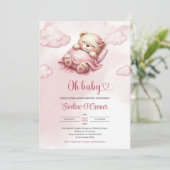 Schattigee slapende teddybeer in roze lucht en wol kaart (Staand voorkant)