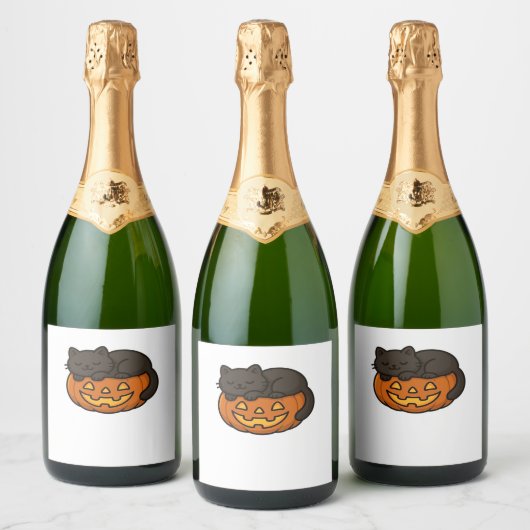 Schattigee Sleepy Black Cat op een pompoen Hallowe Sparkling Wijnetiket (Flessen)