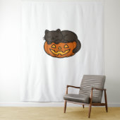 Schattigee Sleepy Black Cat op een pompoen Hallowe Wandkleed (In situ)