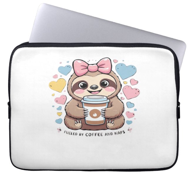 Schattigee Sloth Coffee Lover Shirt - Funny Fueled Laptop Sleeve (Voorkant)