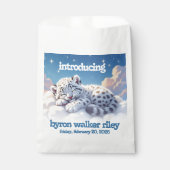 Schattigee sneeuwluipaard slaapt op wolken Baby sh Bedankzakje (Voorkant)