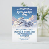 Schattigee sneeuwluipaard slaapt op wolken Baby sh Kaart (Staand voorkant)