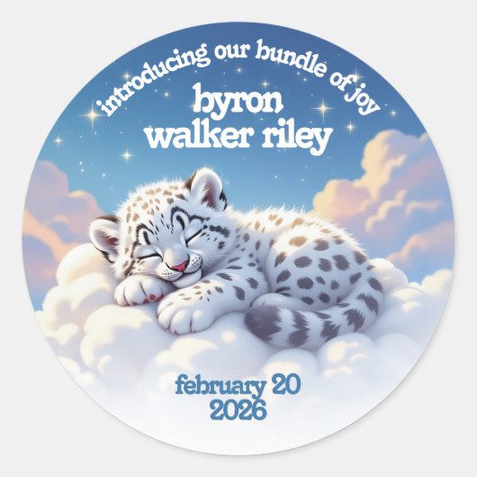 Schattigee sneeuwluipaard slaapt op wolken Baby sh Ronde Sticker (Voorkant)