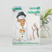 Schattigee sneeuwman met kous in sneeuw met kerst kaart (Staand voorkant)