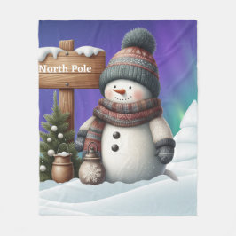 Schattigee sneeuwman op Noordpool met noorderlicht Fleece Deken