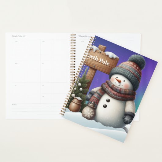 Schattigee sneeuwman op Noordpool met noorderlicht Planner (Display)