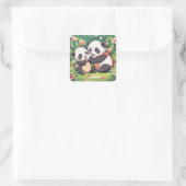 Schattigee speelse kleine panda's - anime stijl vierkante sticker (Tas)