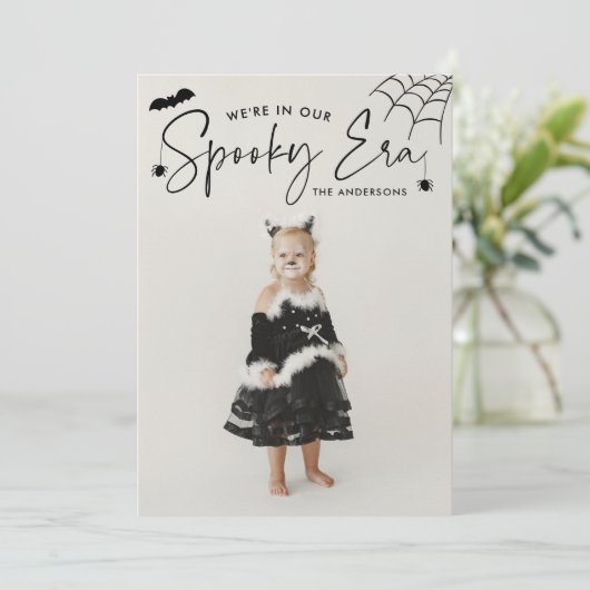 Schattigee Spooky Era Foto Halloween Feestdagenkaart (Staand voorkant)