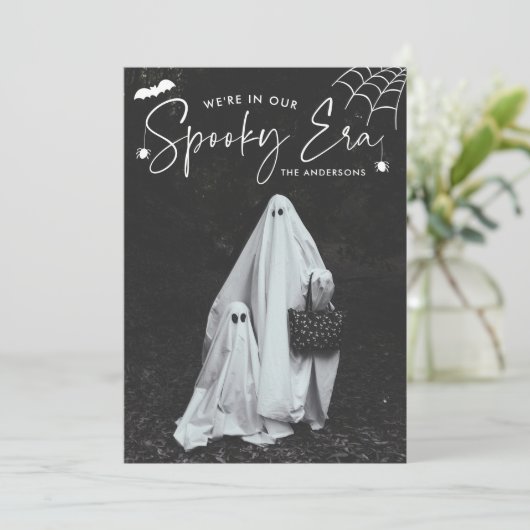 Schattigee Spooky Era Foto Halloween Feestdagenkaart (Staand voorkant)