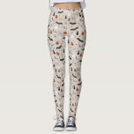 Schattigee Spooky Halloween Herfst Leggings<br><div class="desc">Dit schattige en spookachtige leggings ontwerp heeft een Halloween en herfst thema,  met een zwarte kat,  vleermuis,  spook,  pompoen,  spin en herfstbladeren. Perfect voor elke Halloween vakantie liefhebber!</div>