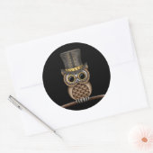 Schattigee Steampunk Uil op een Tak op Zwart Ronde Sticker (Envelop)