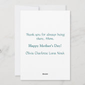 Schattigee strandwandeling met mam Moederdag Water Feestdagenkaart (Achterkant)