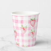 Schattigee Strawberry Berry Pink Gingham Verjaarda Papieren Bekers (Voorkant)