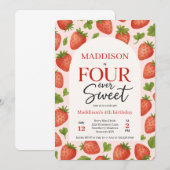 Schattigee Strawberry Four Ooit Sweet 4th Birthday Kaart (Voorkant / Achterkant)