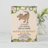 Schattigee T-Rex dinosaurus verjaardagsfeestuitnod Kaart (Staand voorkant)