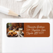 Schattigee Tabby Cat reaching voor kerstkoekjes Etiket (Insitu)