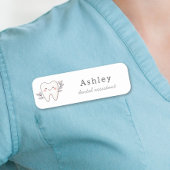 Schattigee tandartsmedewerker naamplaatje