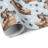 Schattigee Teckel Puppy in Basket Paw Print Cadeaupapier (Rol Hoek)