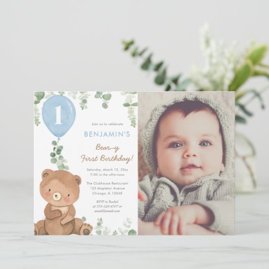 Schattigee Teddybeer blauwe ballonnen 1e verjaarda Kaart (Staand voorkant)