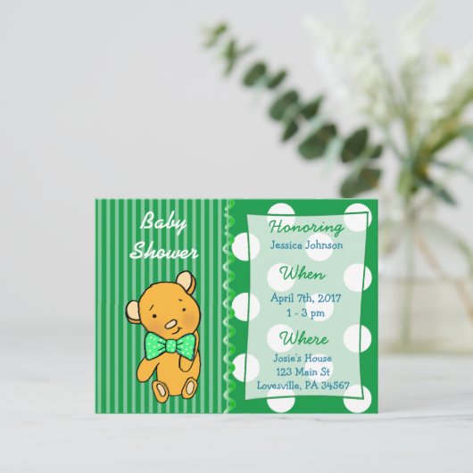 Schattigee teddybeer groen Baby shower uitnodiging (Staand voorkant)