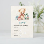 Schattigee teddybeer met kerstcadeaus RSVP kaartje (Staand voorkant)