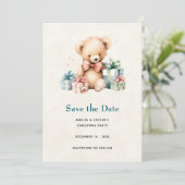 Schattigee teddybeer met kerstcadeaus save the date (Staand voorkant)