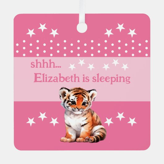Schattigee tijger shhh voeg naam is slapende roze metalen ornament (Voorkant)
