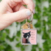 Schattigee Tuxedo Cat Denk aan Vrede Sleutelhanger (Hand)