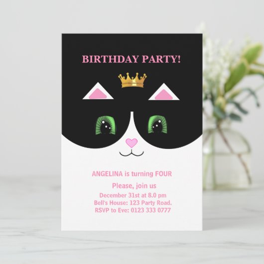 Schattigee Tuxedo Cat Uitnodiging (Staand voorkant)