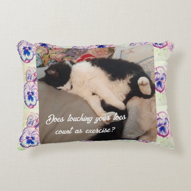 Schattigee Tuxedo Cat Verjaardagsfeestje Kinderuit Accent Kussen (Voorkant)