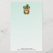 Schattigee Uil in een Groene Top Hoed Briefpapier (Voorkant)