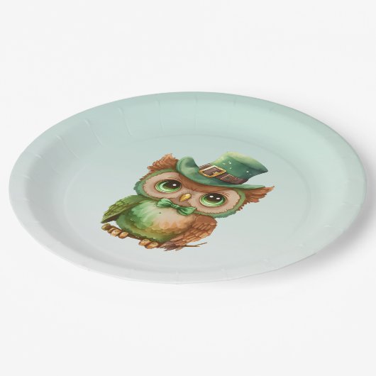 Schattigee Uil in een Groene Top Hoed Papieren Bordje (Gekanteld)